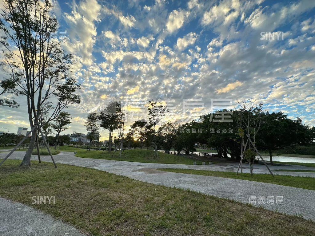 名邸●英倫花園。綠意盎然房屋室內格局與周邊環境