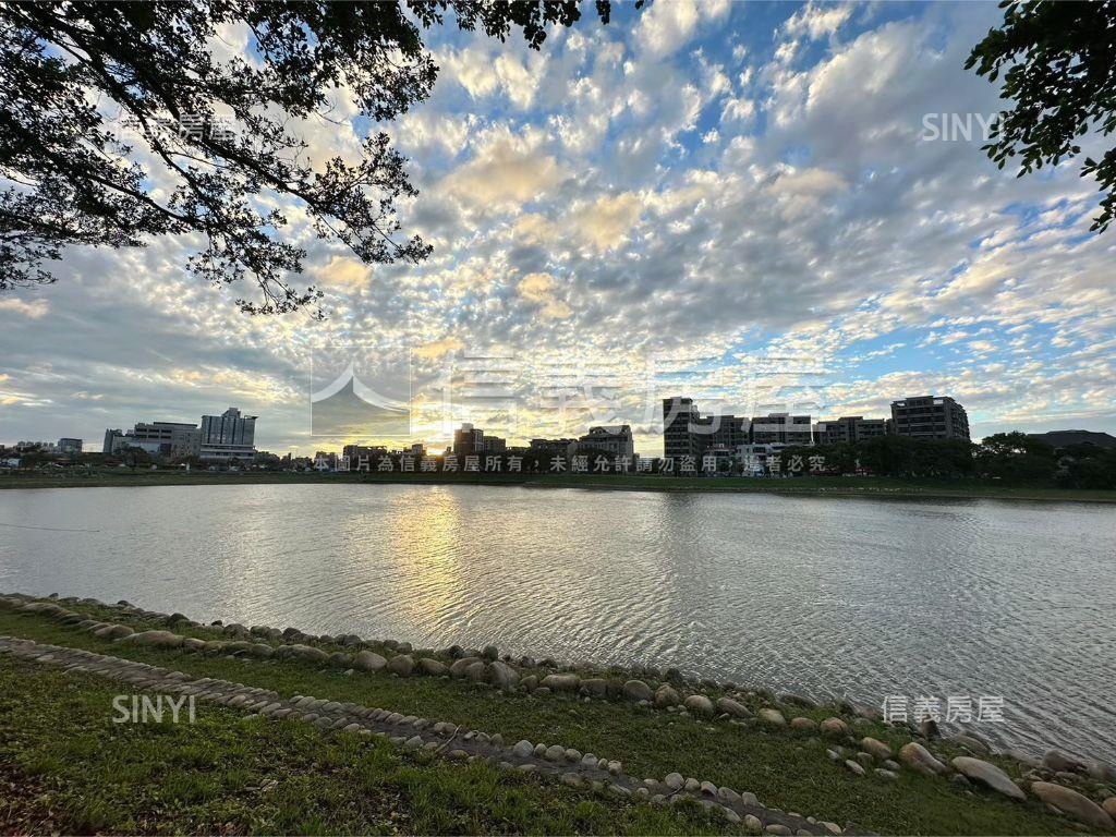 名邸●英倫花園。綠意盎然房屋室內格局與周邊環境