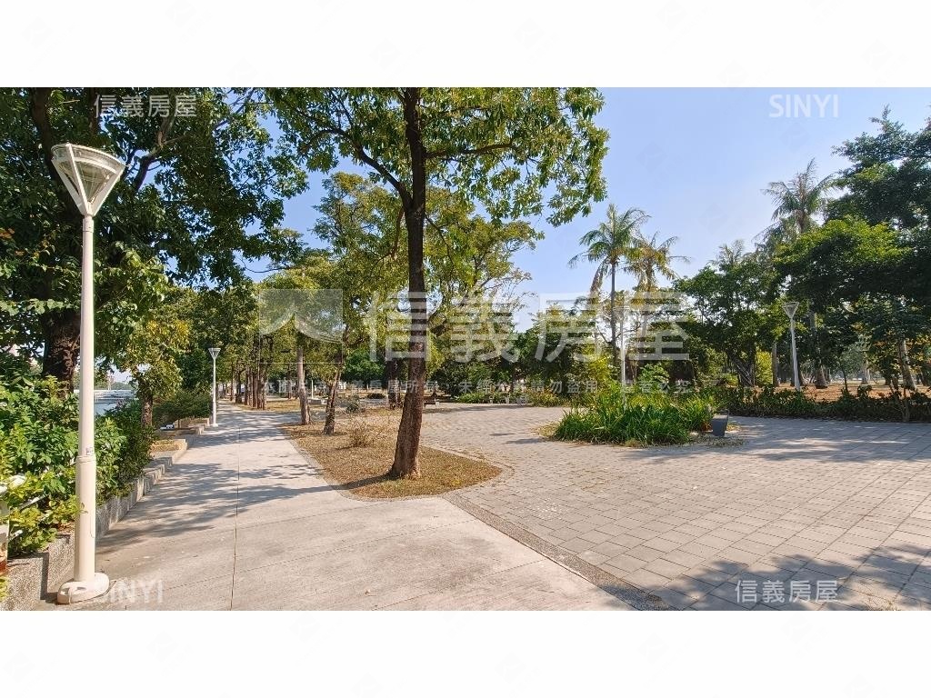 前鎮鎮東小資公寓一樓房屋室內格局與周邊環境