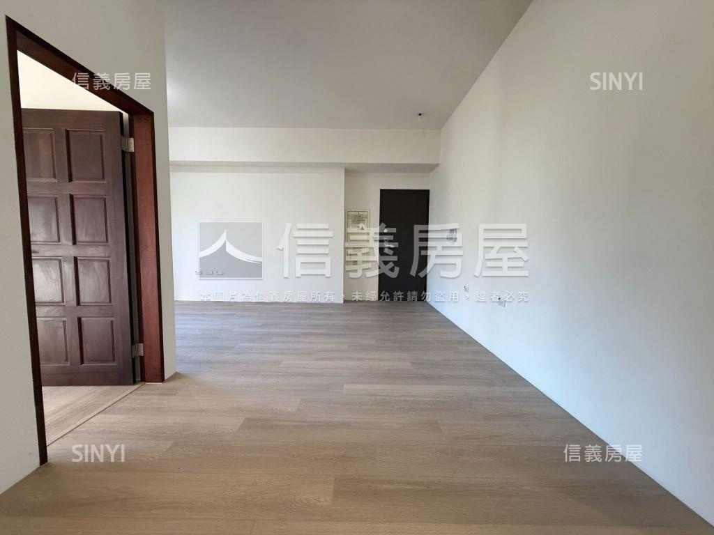 泉泓沐風３房●正面公園房屋室內格局與周邊環境