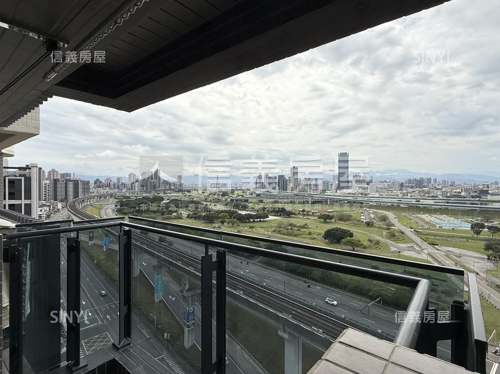 萊茵水花園三房平面車位房屋室內格局與周邊環境