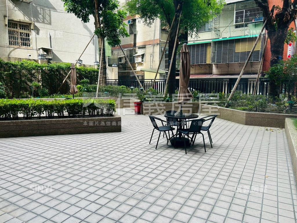 新板宸高樓精裝四房車位房屋室內格局與周邊環境
