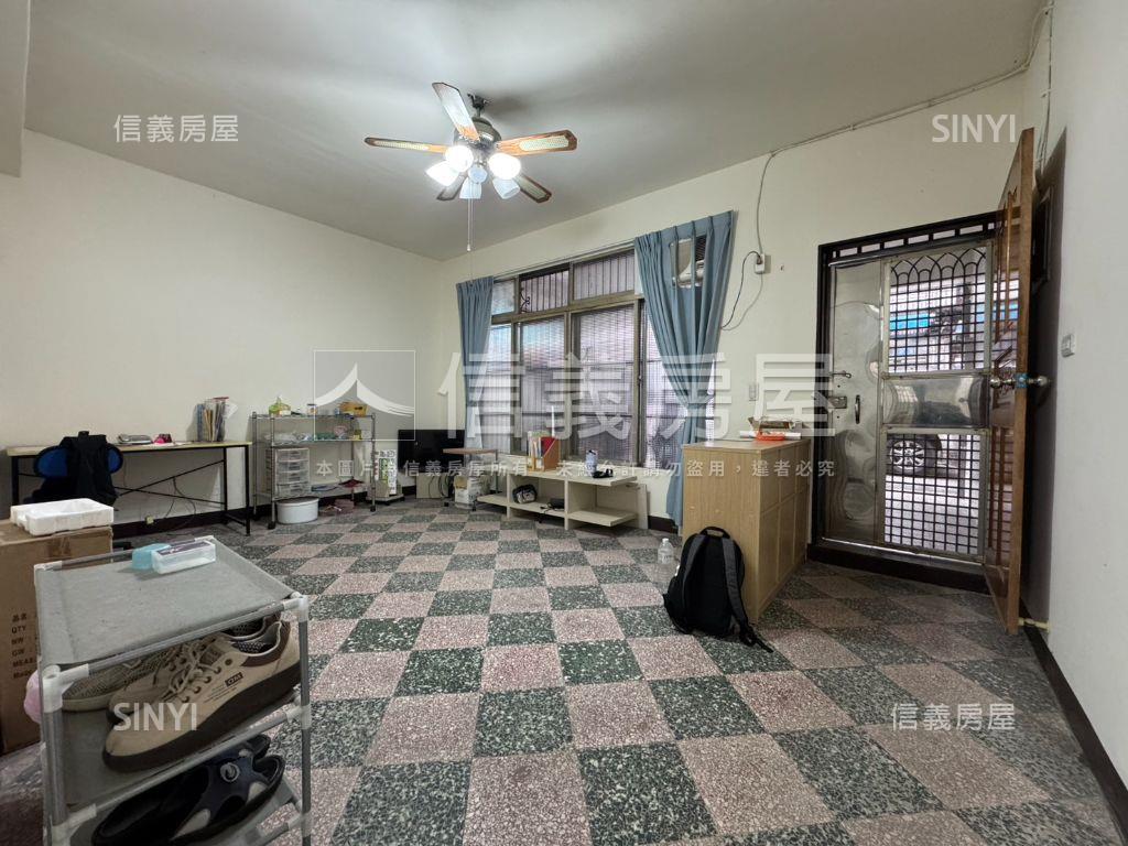 平鎮清幽陸橋透天房屋室內格局與周邊環境