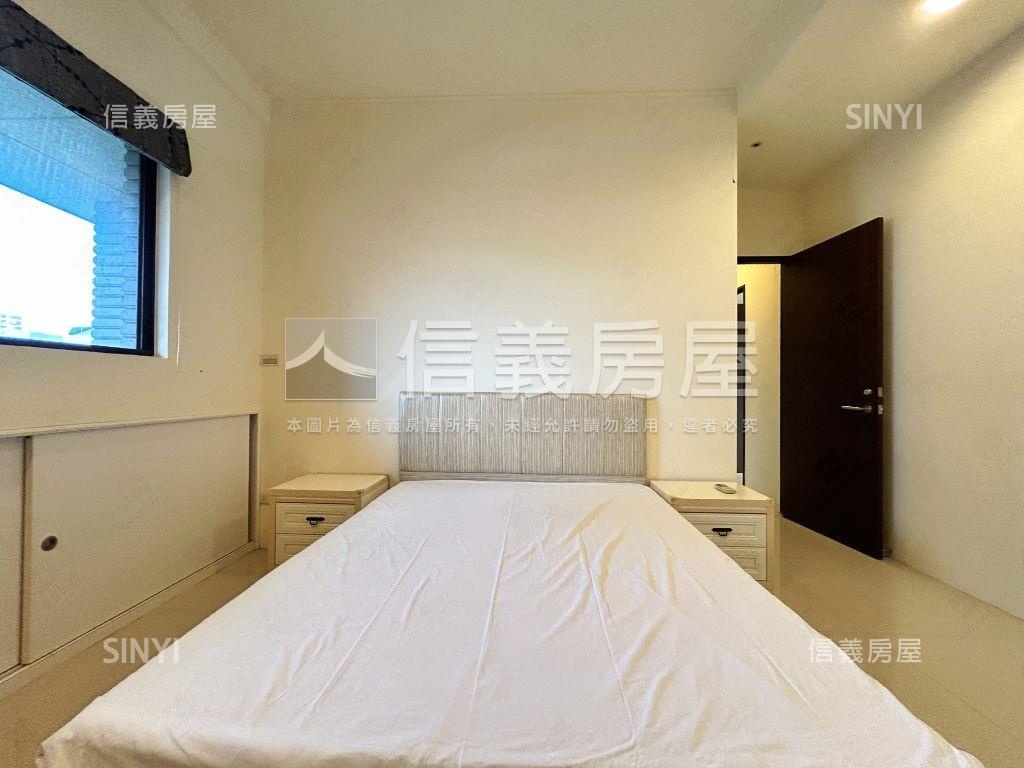 忠孝新生鋼骨三房豪邸車位房屋室內格局與周邊環境