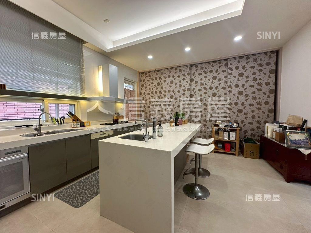 國泰邊間日式庭院別墅房屋室內格局與周邊環境