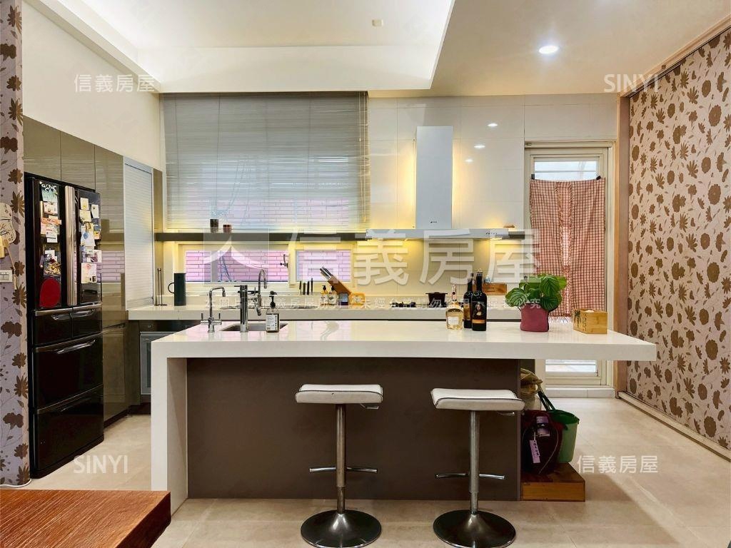 國泰邊間日式庭院別墅房屋室內格局與周邊環境