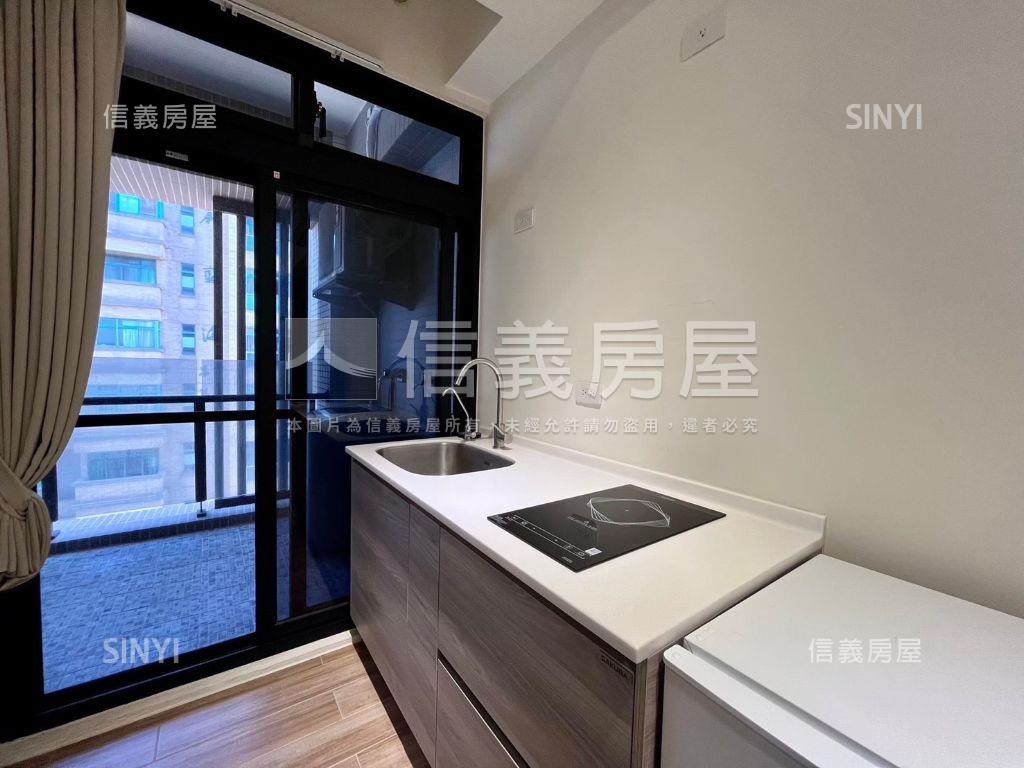 世紀行館房屋室內格局與周邊環境