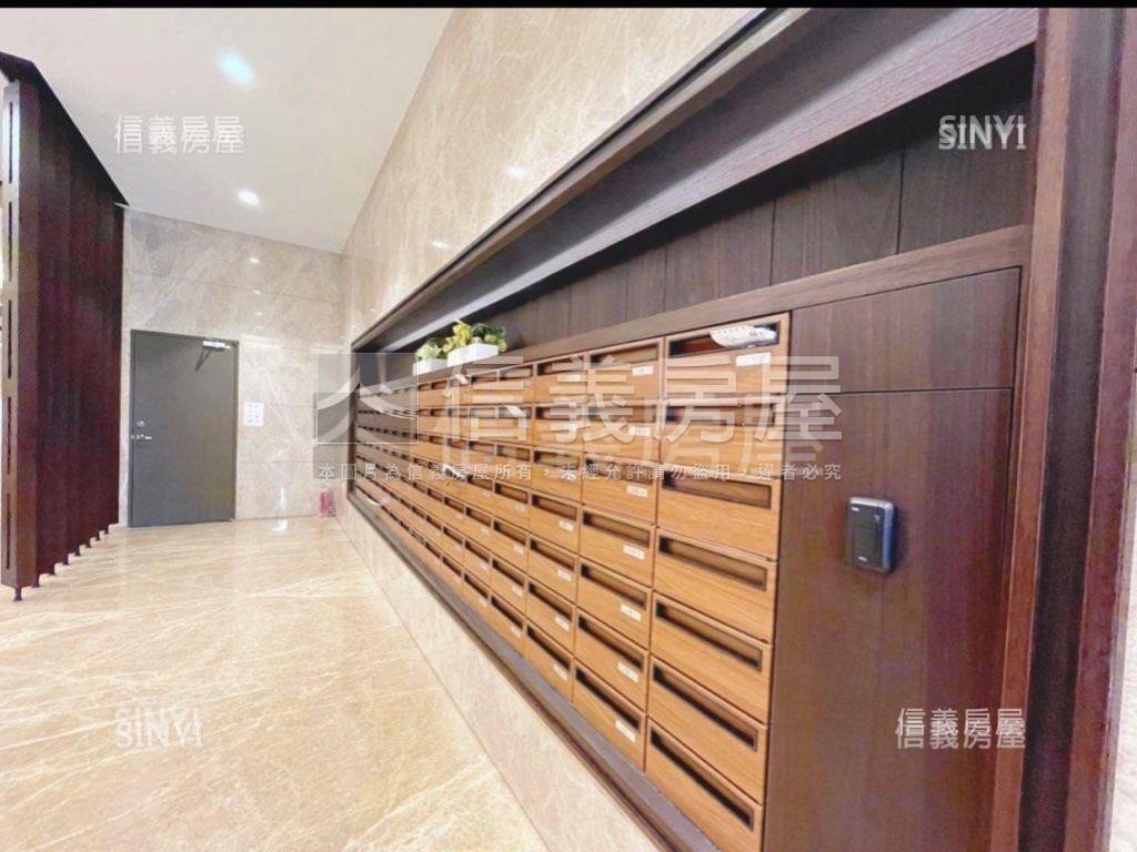青和街四季平安挑高店面房屋室內格局與周邊環境