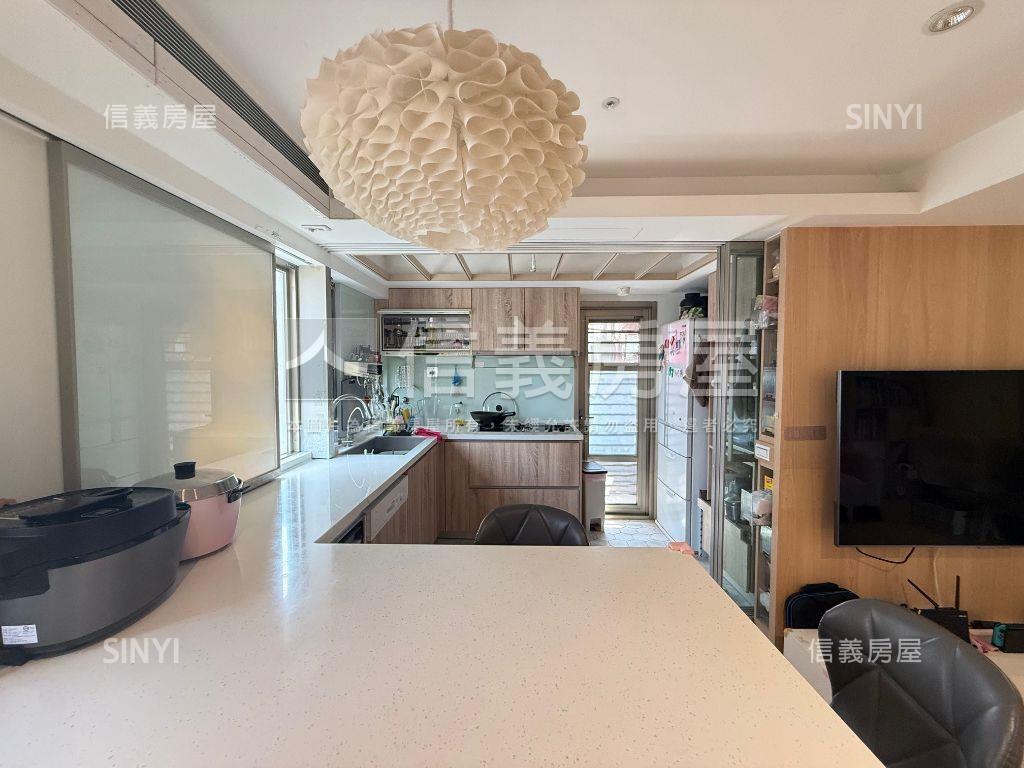 公園家高樓邊間美居房屋室內格局與周邊環境