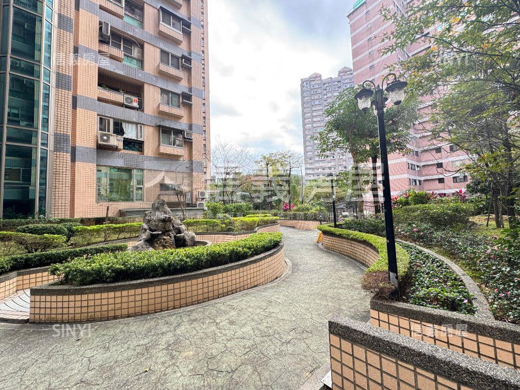 公園家高樓邊間美居房屋室內格局與周邊環境