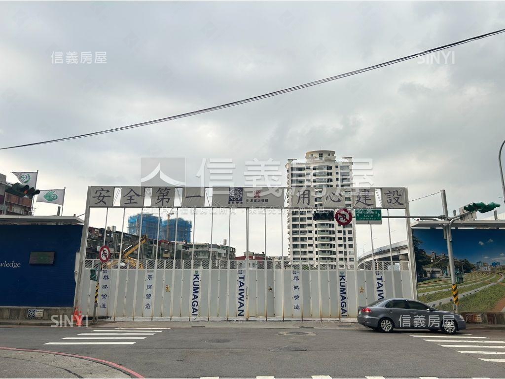 新濠河岸景觀‧兩房車位房屋室內格局與周邊環境