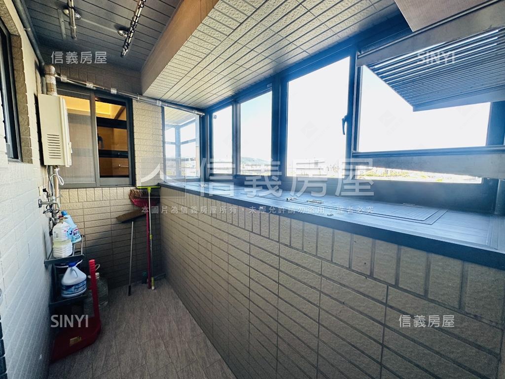 松河大美河景兩房車位房屋室內格局與周邊環境