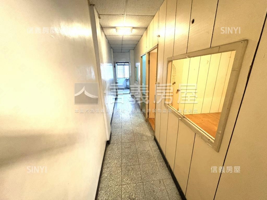 中港三街四樓方正採光好屋房屋室內格局與周邊環境