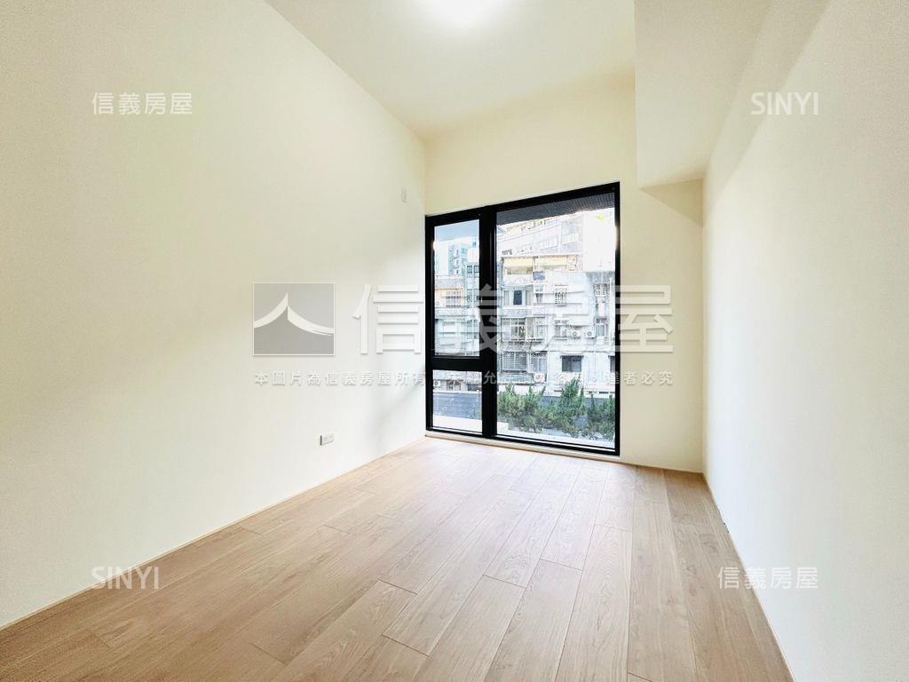 新潤朗格美三房車位房屋室內格局與周邊環境