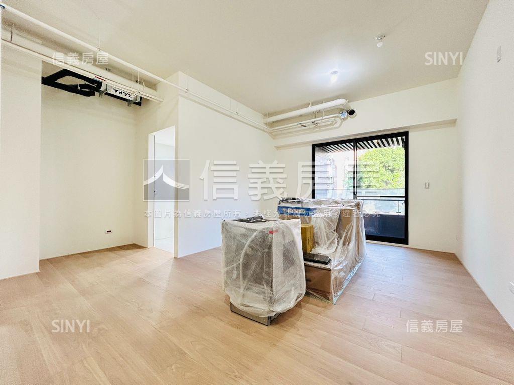 新潤朗格美三房車位房屋室內格局與周邊環境