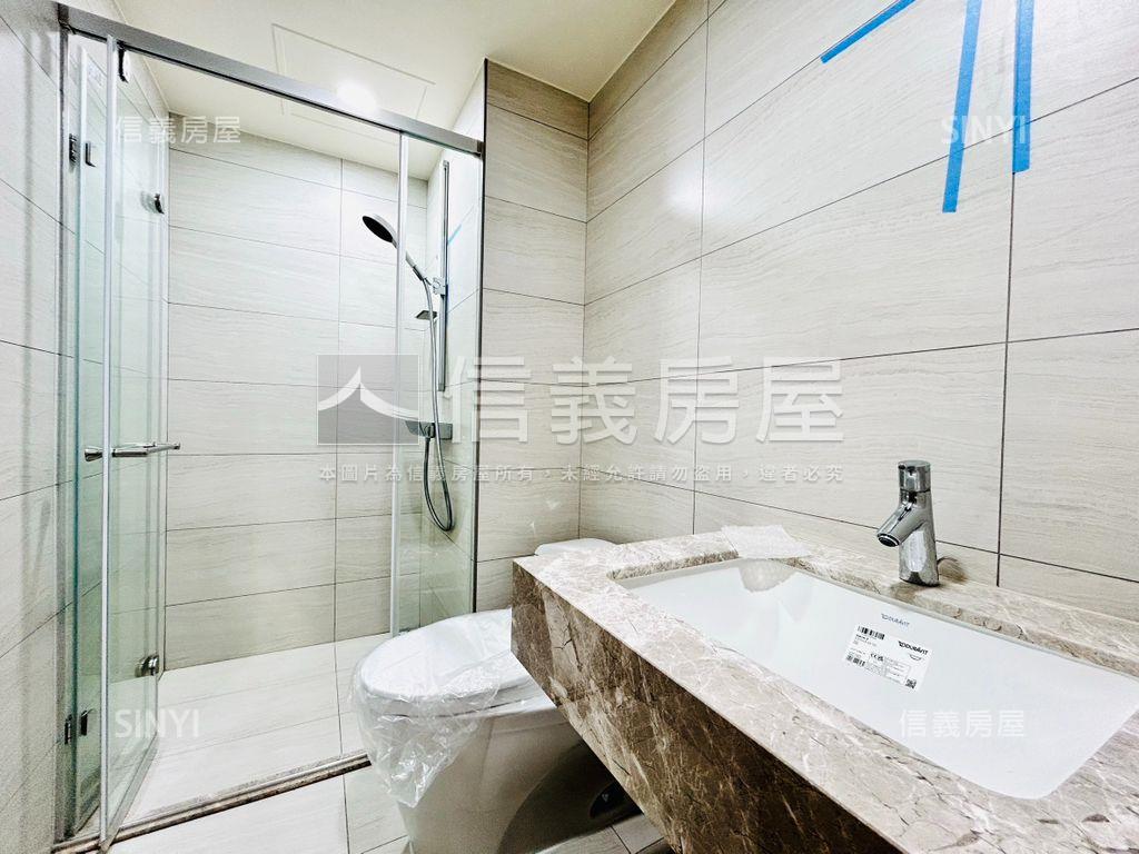 新潤朗格美三房車位房屋室內格局與周邊環境