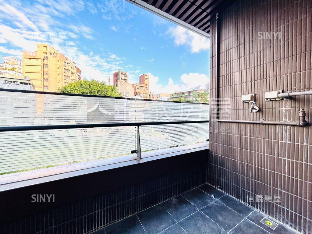 新潤朗格美三房車位房屋室內格局與周邊環境