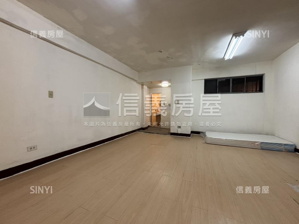 小資首選西園國宅三樓房屋室內格局與周邊環境