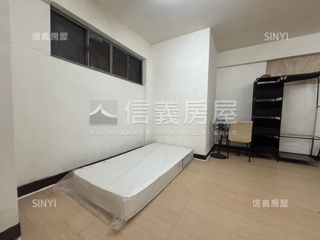 小資首選西園國宅三樓房屋室內格局與周邊環境