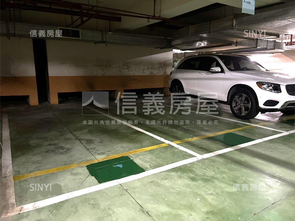 民權宮庭．坡平車位房屋室內格局與周邊環境