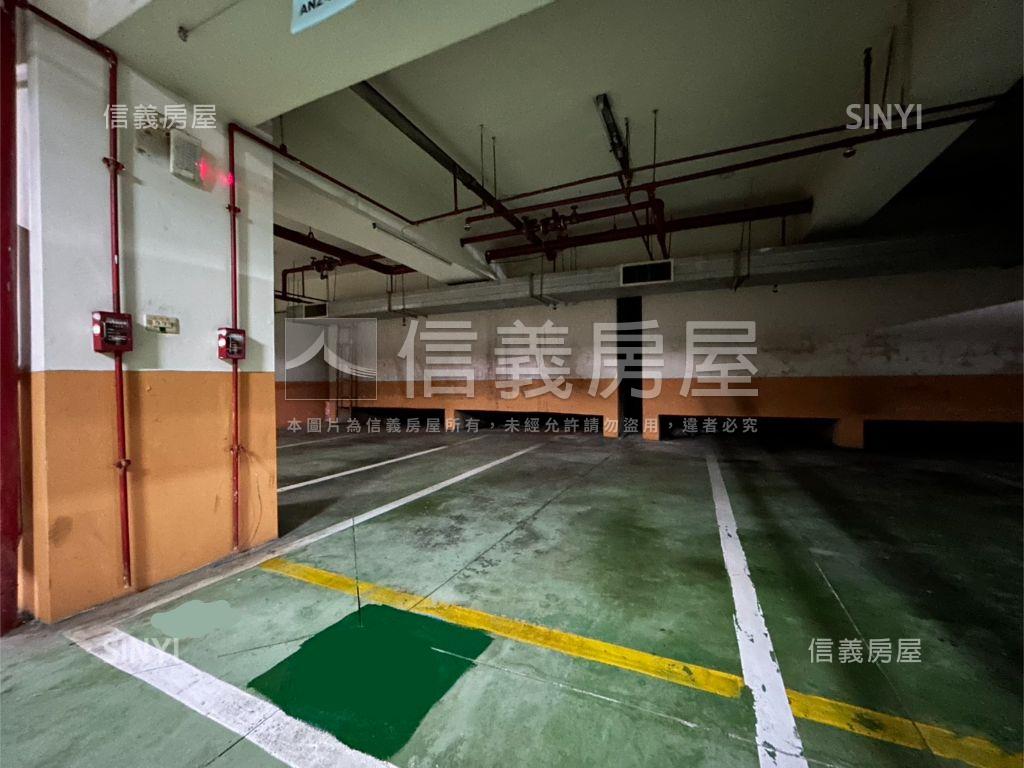 民權宮庭．坡平車位房屋室內格局與周邊環境