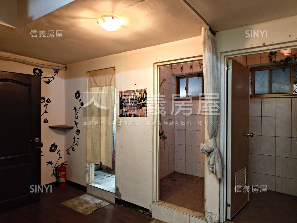 褒揚正街黃金騎樓店鋪房屋室內格局與周邊環境