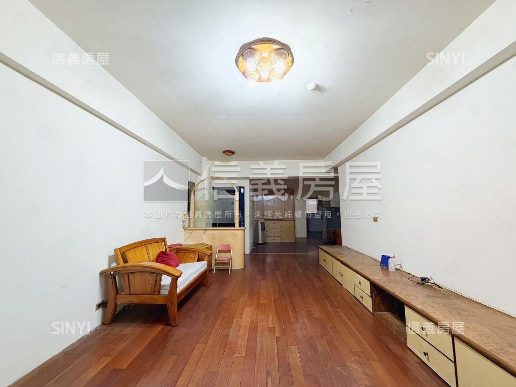 建工商圈露台寬敞舒適三房房屋室內格局與周邊環境