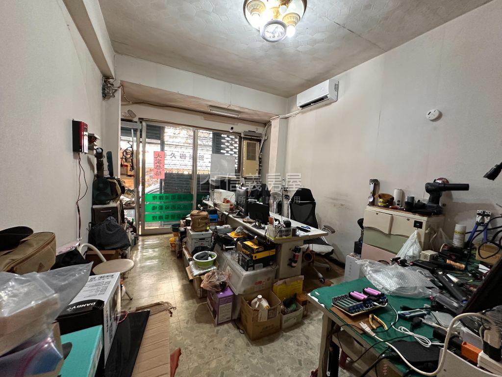 新東街面寬優質一樓房屋室內格局與周邊環境