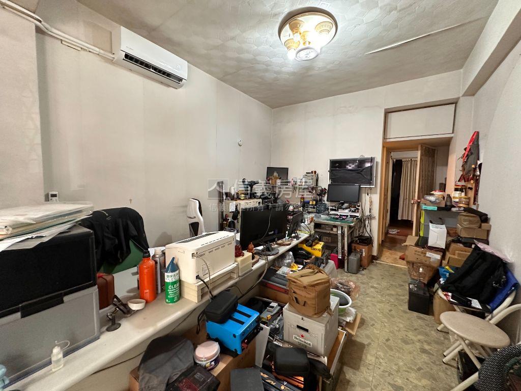 新東街面寬優質一樓房屋室內格局與周邊環境