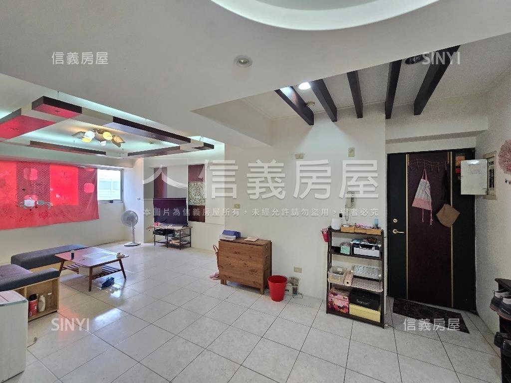 專任頭前庄三房電梯房屋室內格局與周邊環境