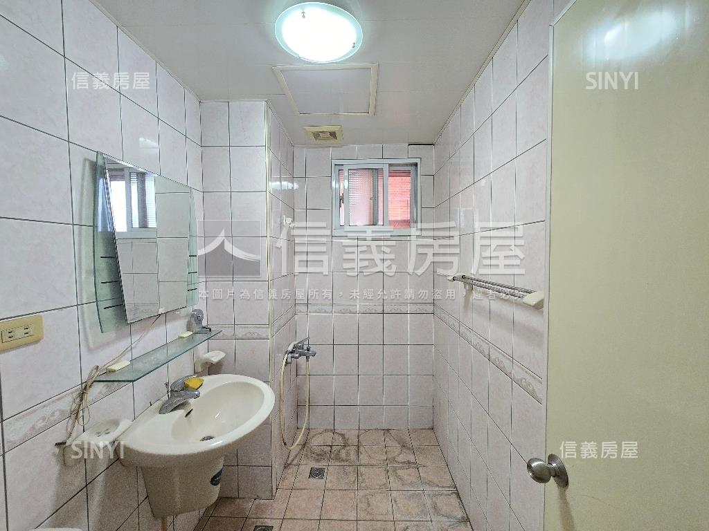 專任頭前庄三房電梯房屋室內格局與周邊環境