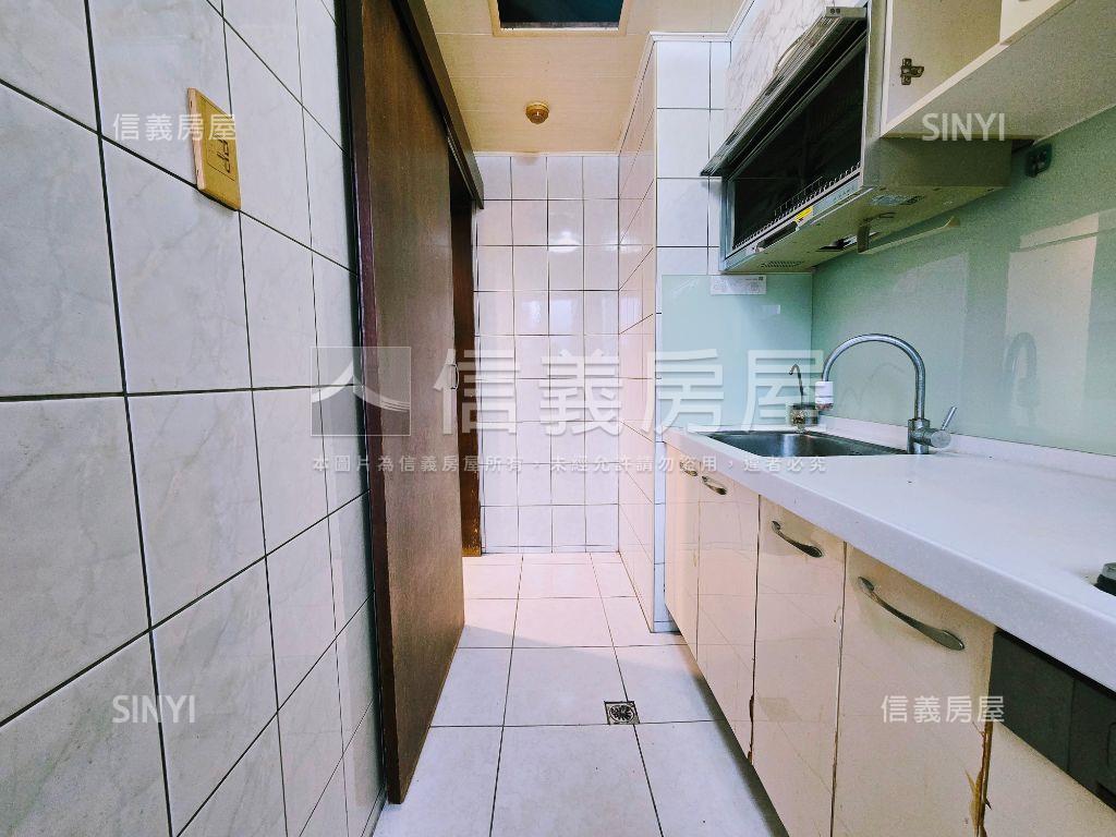 專任頭前庄三房電梯房屋室內格局與周邊環境