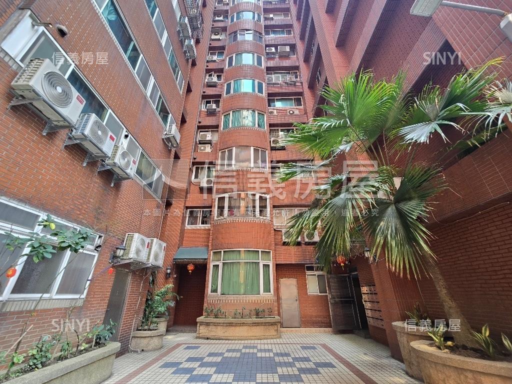 專任頭前庄三房電梯房屋室內格局與周邊環境