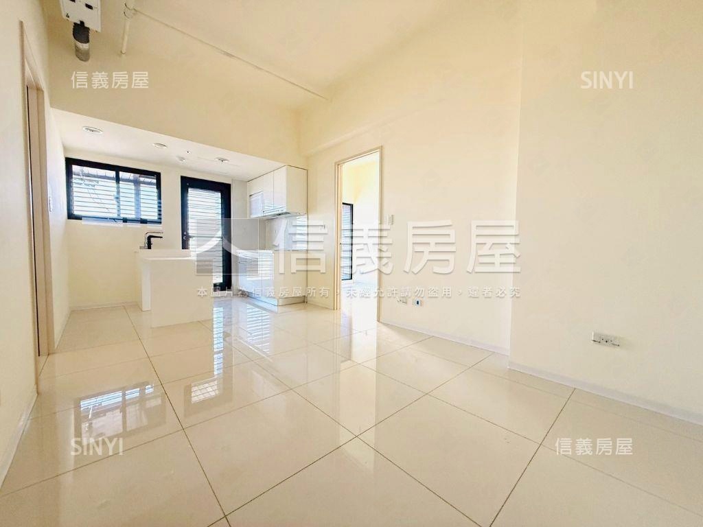 市政１號院次頂樓二房平車房屋室內格局與周邊環境