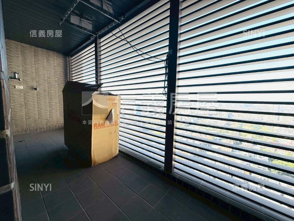 市政１號院次頂樓二房平車房屋室內格局與周邊環境