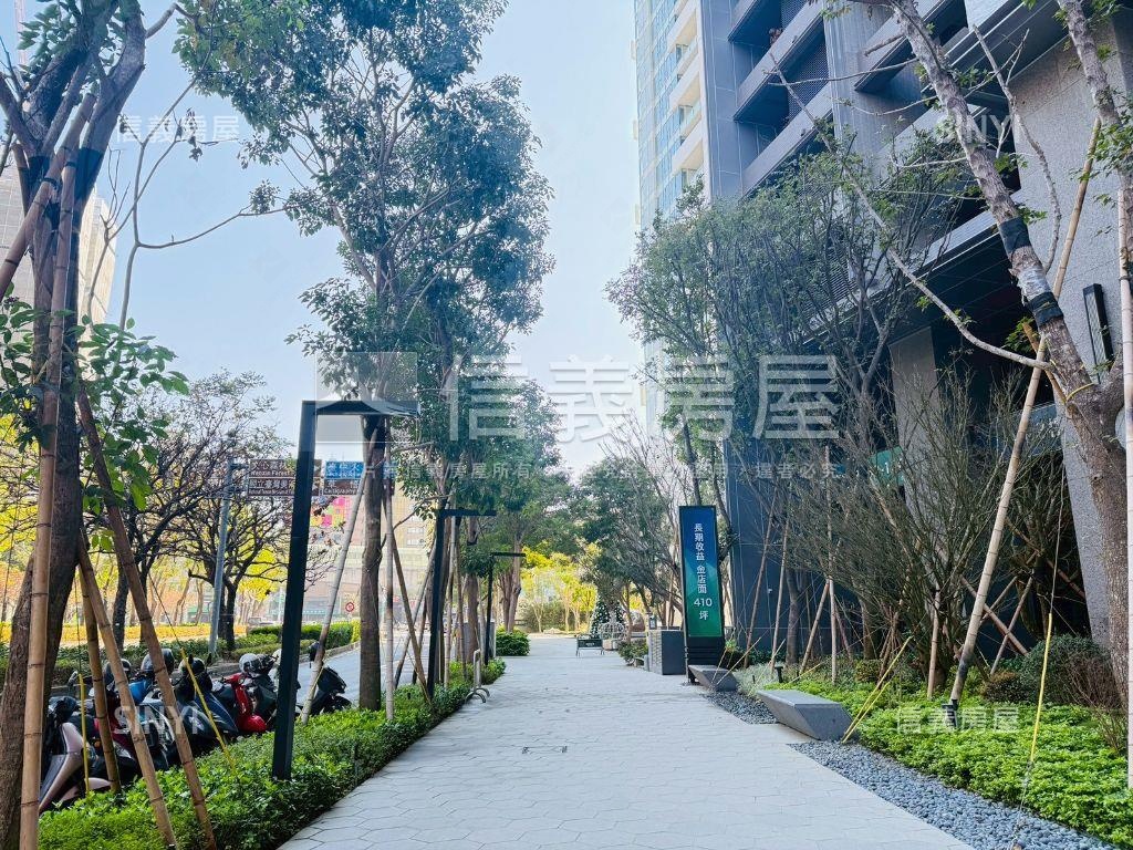 市政１號院次頂樓二房平車房屋室內格局與周邊環境