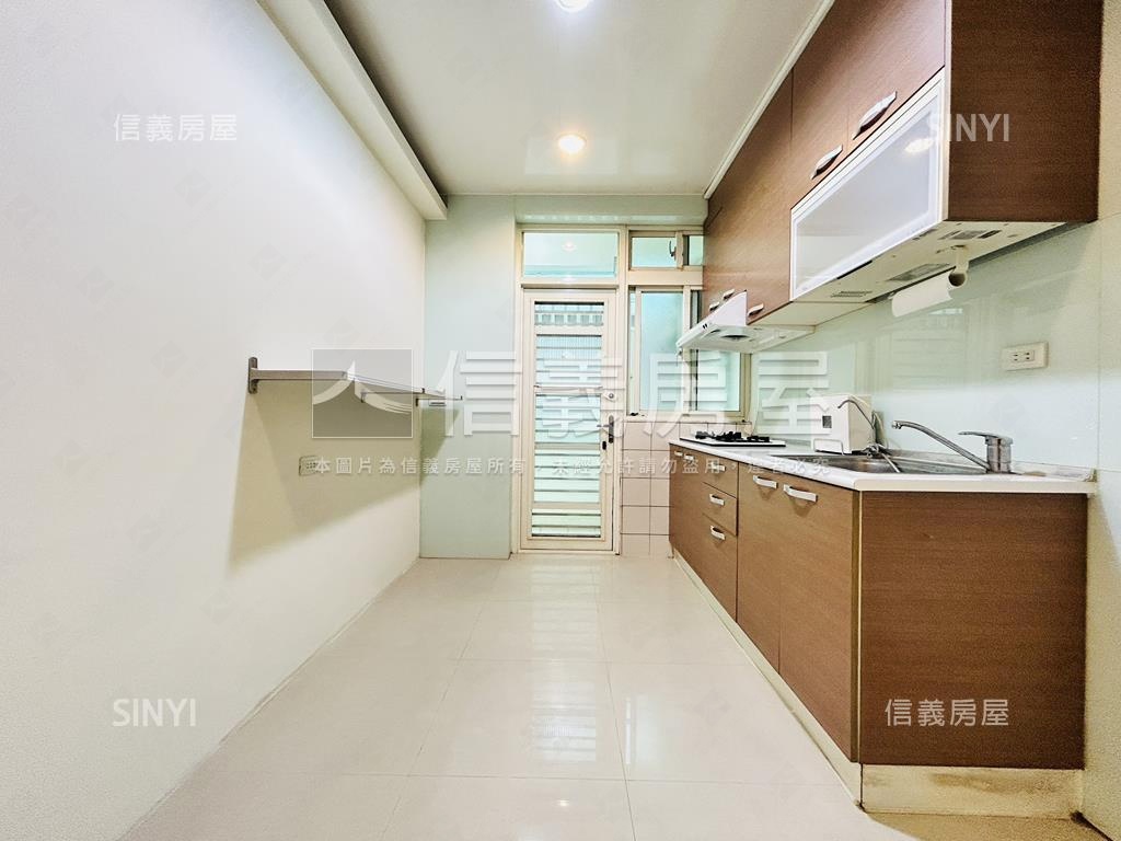 馬到成功河畔生活房屋室內格局與周邊環境