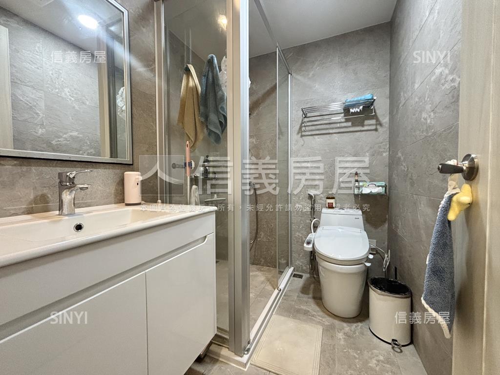 近樹義稀有釋出兩房平車房屋室內格局與周邊環境