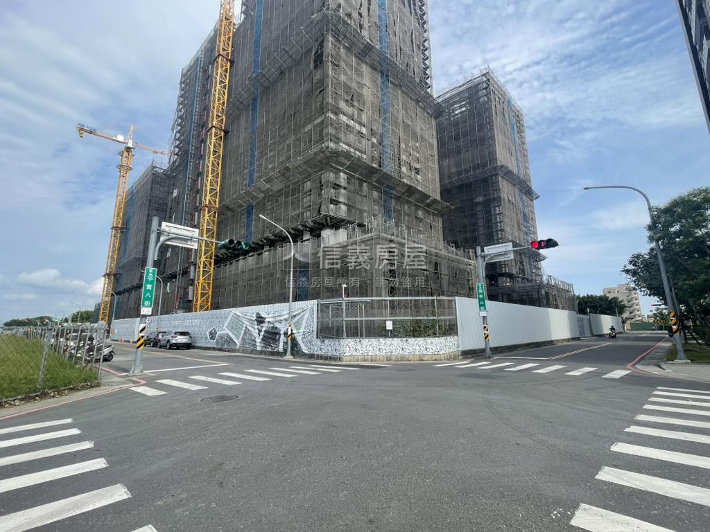 平實艾美兩房平車（２）房屋室內格局與周邊環境