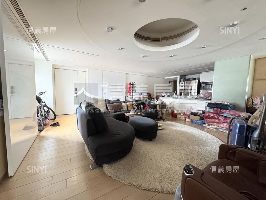 凱旋門高樓景觀大三房房屋室內格局與周邊環境