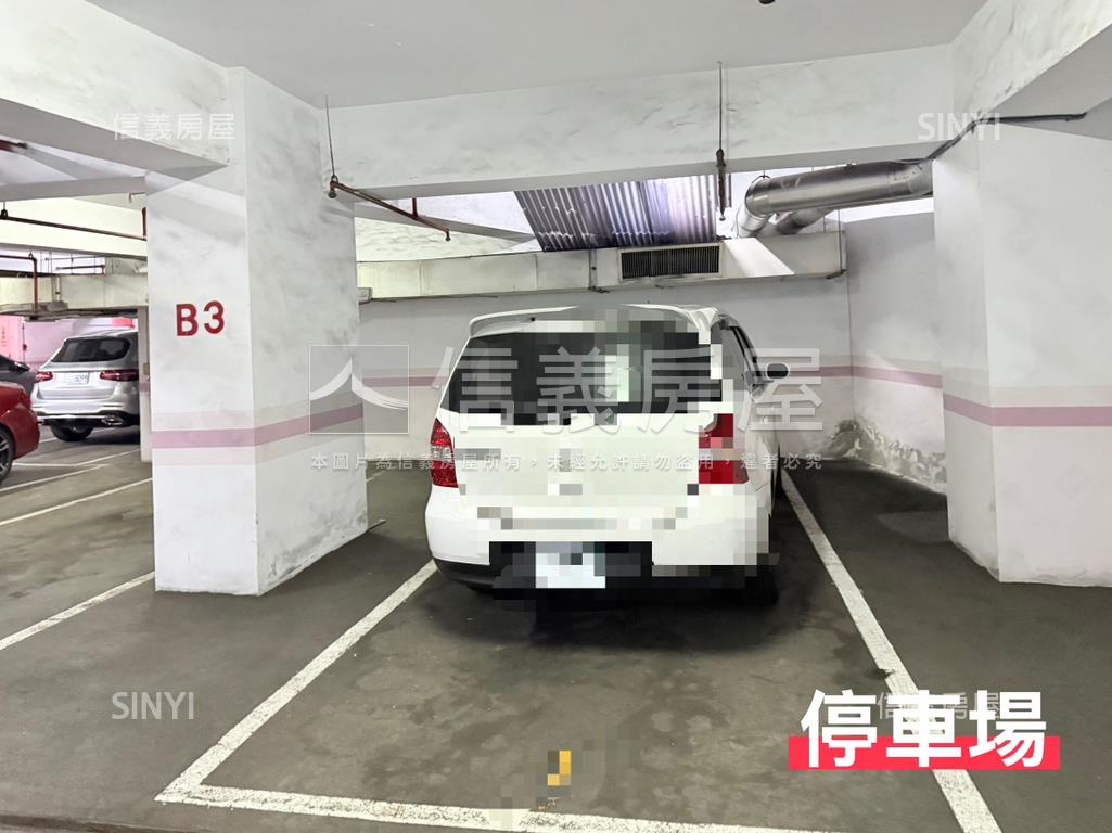凱旋門高樓景觀大三房房屋室內格局與周邊環境