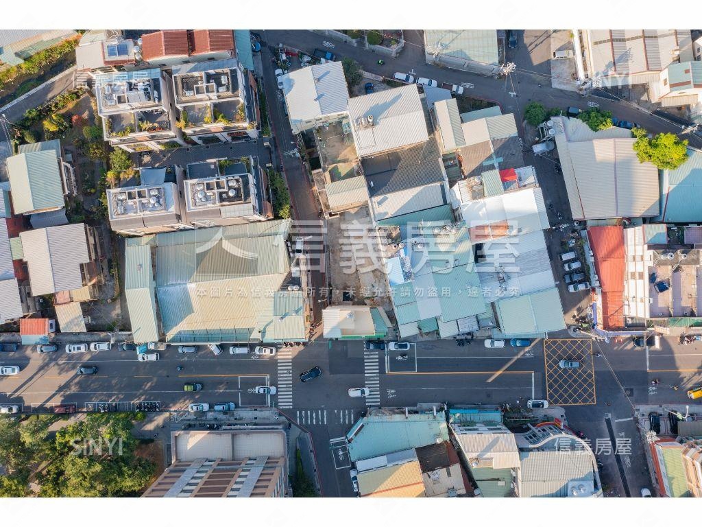 東區住二＋住一大面寬美地房屋室內格局與周邊環境