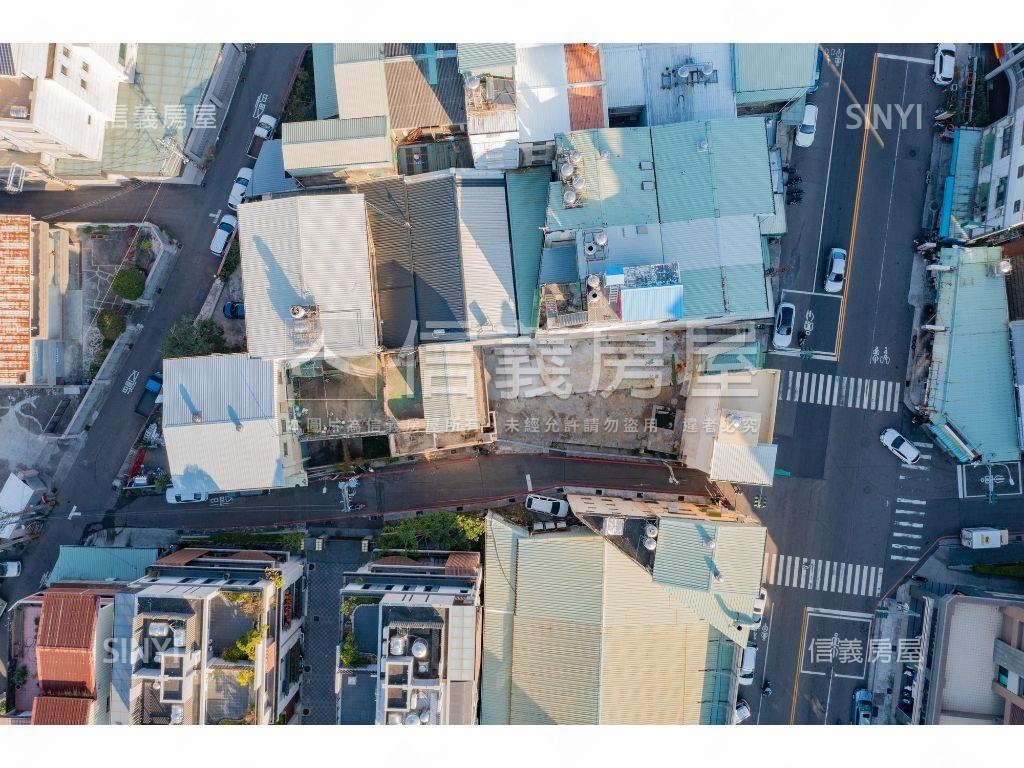 東區住二＋住一大面寬美地房屋室內格局與周邊環境