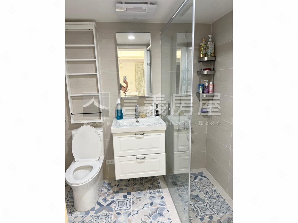 聖塔稀有露臺戶釋出房屋室內格局與周邊環境