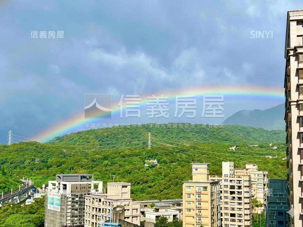 聖塔稀有露臺戶釋出房屋室內格局與周邊環境