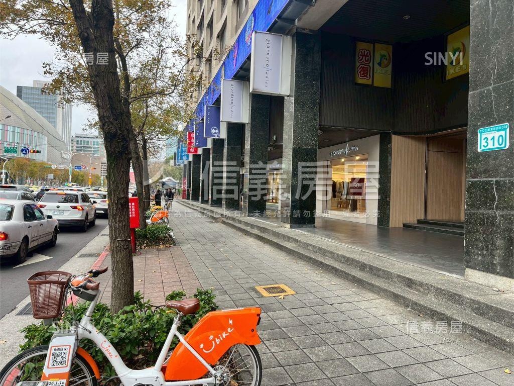 近大巨蛋對面百坪辦公二樓房屋室內格局與周邊環境