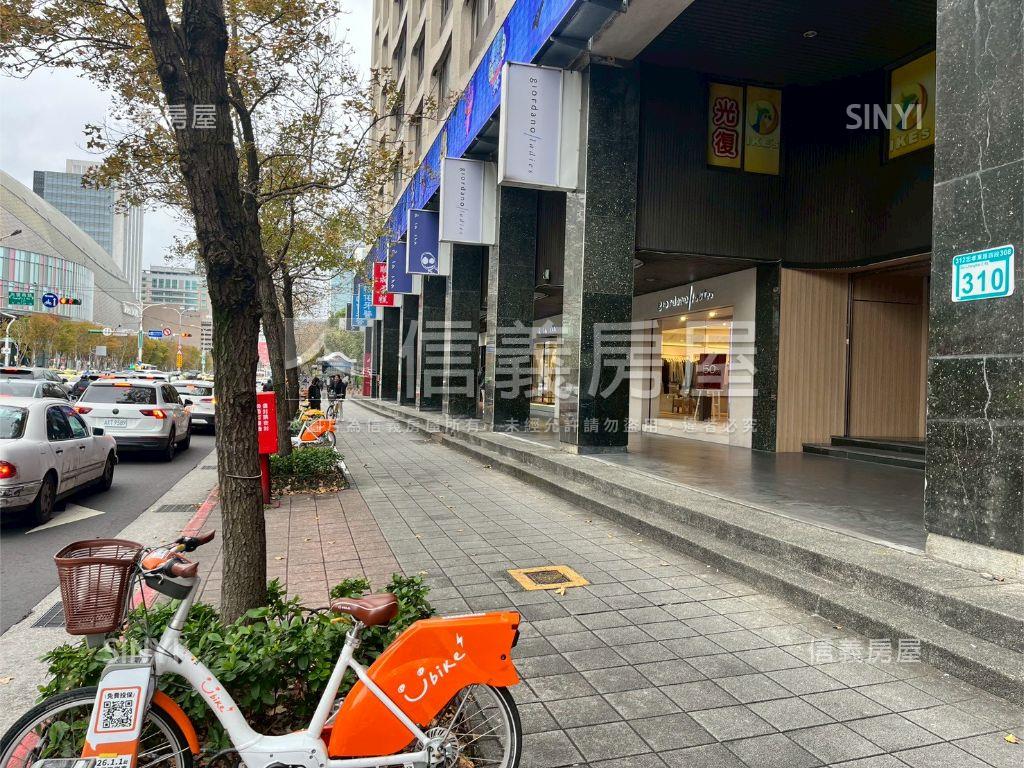 近大巨蛋對面百坪辦公二樓房屋室內格局與周邊環境