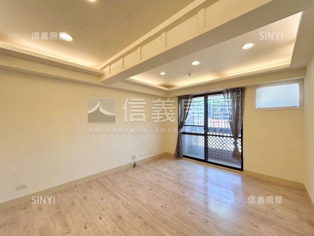 市區視野三房車位房屋室內格局與周邊環境