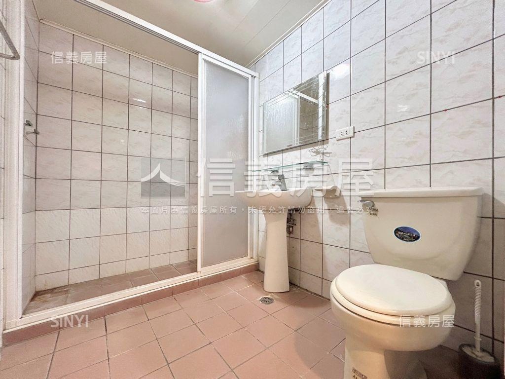 市區視野三房車位房屋室內格局與周邊環境