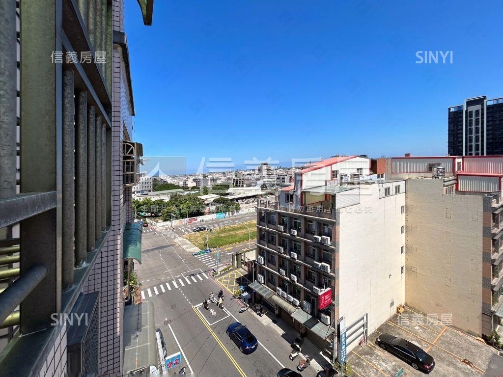 市區視野三房車位房屋室內格局與周邊環境